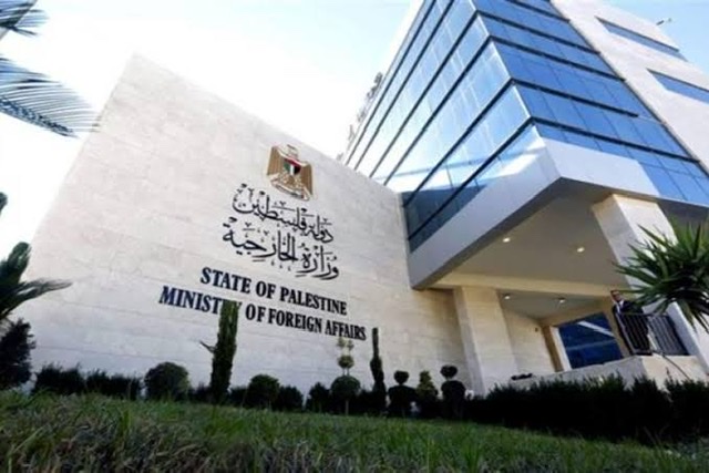 الخارجية الفلسطينية: من يرون التطبيع أولوية أساسية يشجعون إسرائيل على ارتكاب المزيد من الجرائم بحق شعبنا