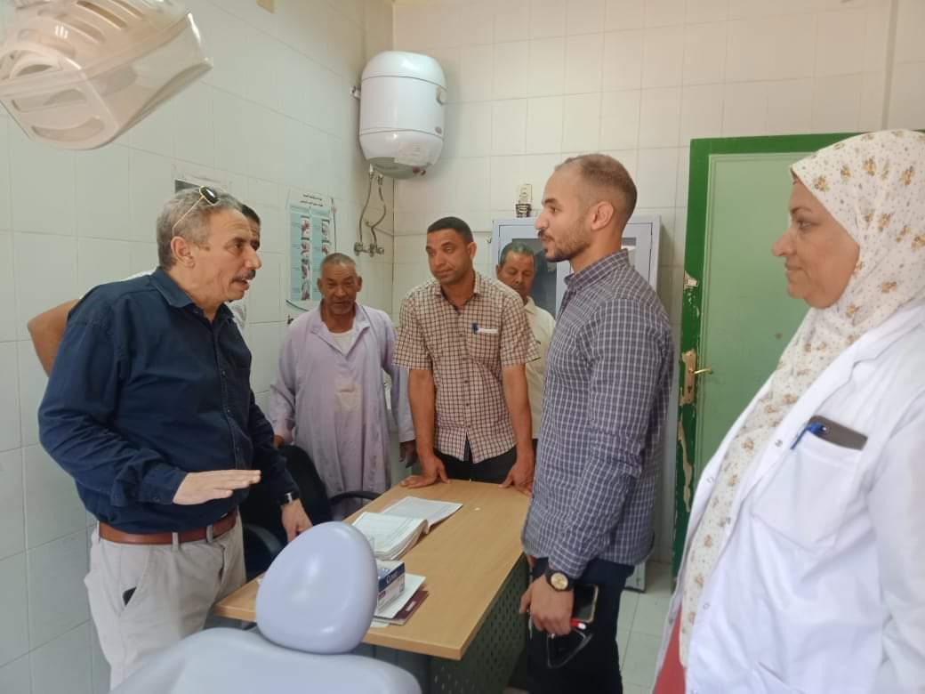 محافظ المنيا يكلف رؤساء المراكز بمتابعة العمل بكافة القطاعات الخدمية
