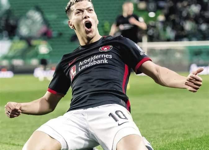 تعليق حزين من نجم الزمالك بعد توقيع إمام عاشور للأهلي


