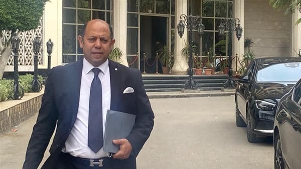 أحمد سليمان : الزمالك ينهار والرئيس تم عزله ويباشر العمل 


