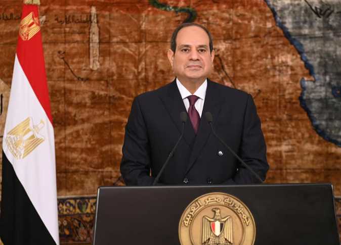 الرئيس السيسي يهنئ الشعب المصري والأمة الإسلامية ببداية العام الهجري الجديد
