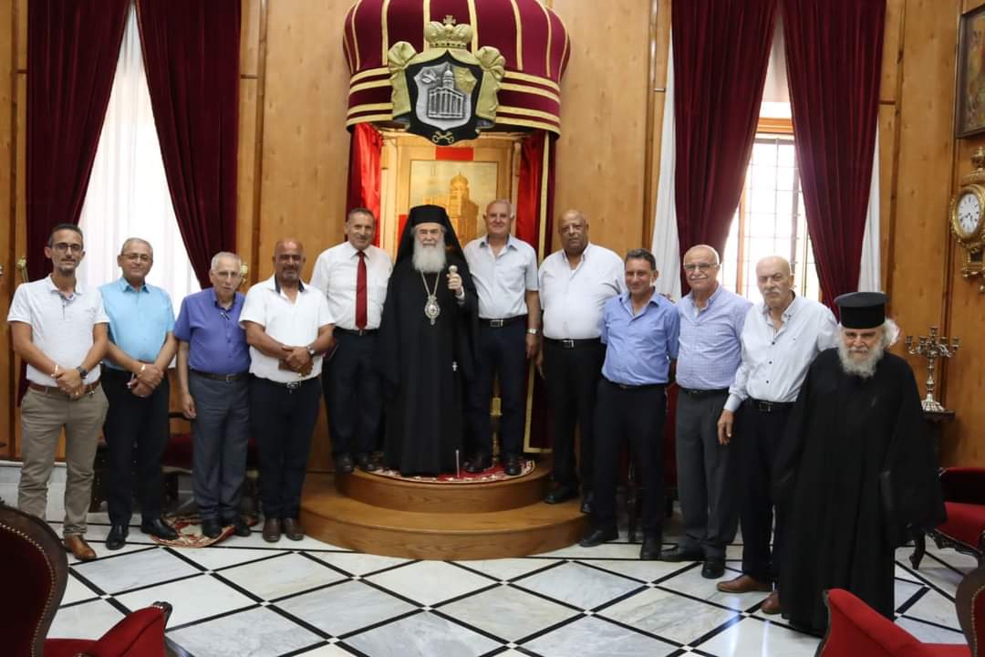 بطريرك المدينة المقدسة يستقبل رؤساء المجالس الرعوية التابعين لمطرانية بتوليماييس