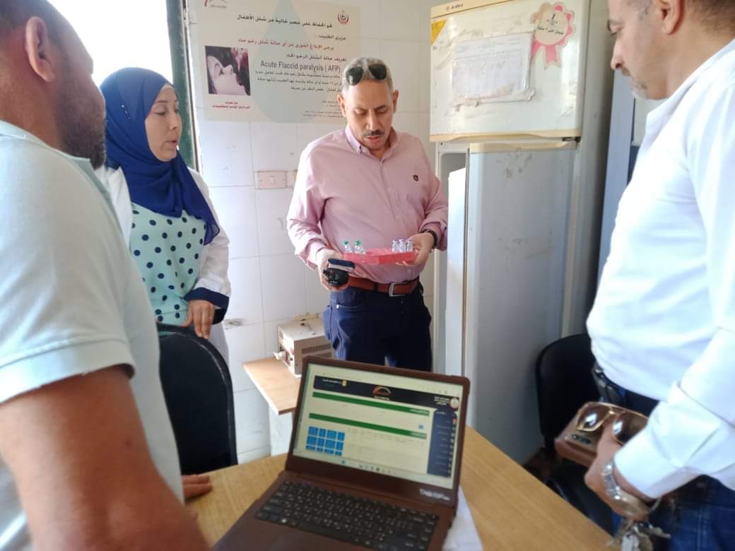 محافظ المنيا يتابع جهود الوحدات المحلية بالقطاع الصحي