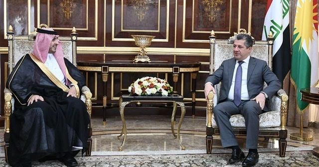 بارزاني يستقبل وفداً من السعودية لبحث سبل تعزيز العلاقات بين إقليم كوردستان والمملكة 