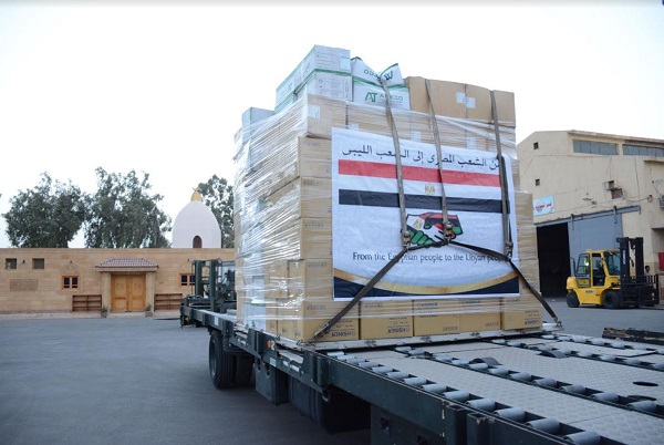 أقلاع ثلاث طائرات إلى ليبيا محملة بكميات كبيرة من المساعدات الإنسانية