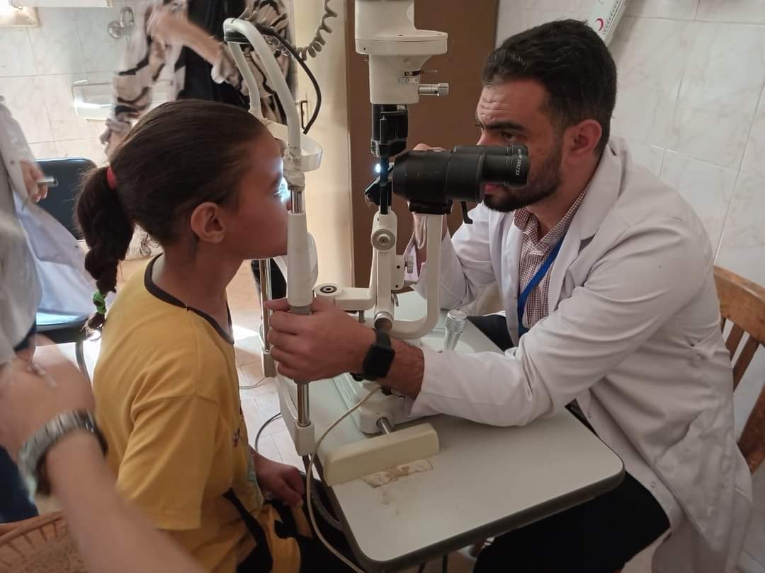 قافلة جامعة المنيا التنموية تشهد اقبالاً كثيف من أهالي قرية 