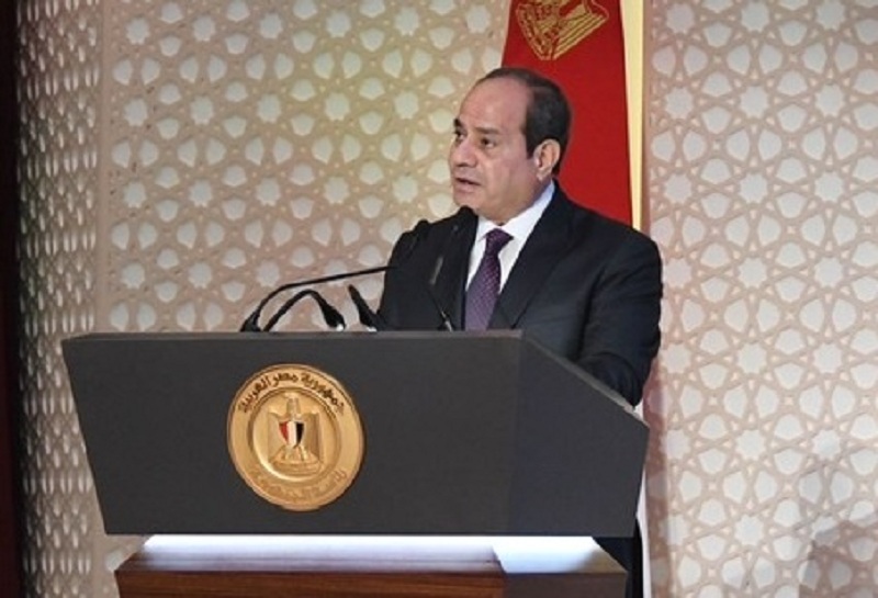 الرئيس السيسي يهنئ الشعب المصري والأمة العربية بذكرى المولد النبوي