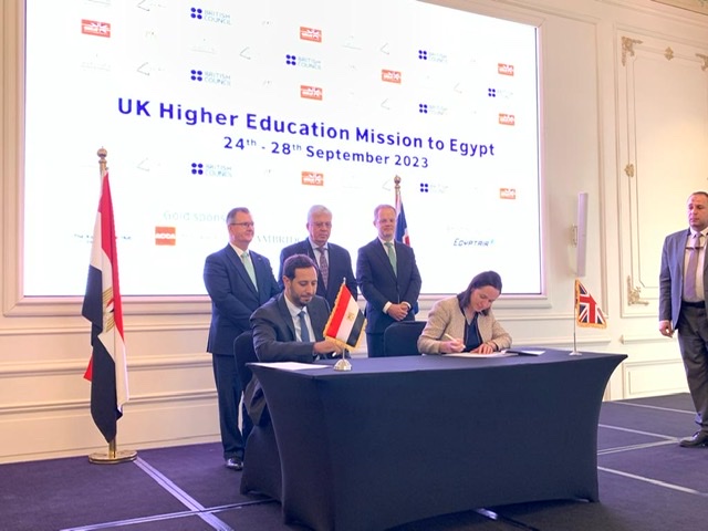 المبعوث التجاري البريطاني لمصر يزور القاهرة  لتعزيز العلاقات التجارية والتعليمية الثنائية