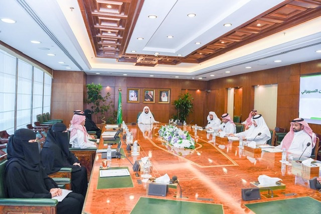 وزير الشؤون الإسلامية السعودية يدشن ثلاث أنظمة للأمن السيبراني بالوزارة