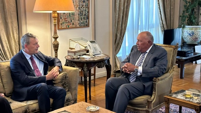  شكري: انتظام وكالة الأونروا في تقديم خدماتها للاجئين الفلسطينيين 