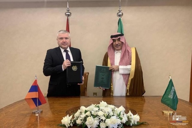 بالصور.. نشاط مكثف للدبلوماسية الأرمينية في الدول العربية عام 2023 