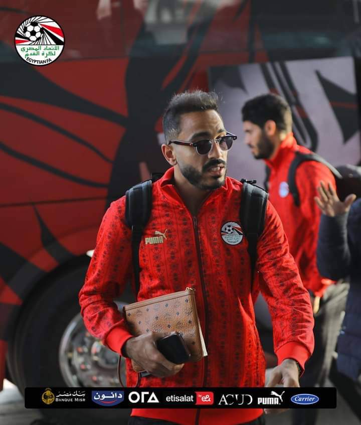 بالصور | بعثة منتخب مصر تتوجه لمطار القاهرة استعدادًا للسفر إلى كوت ديفوار



