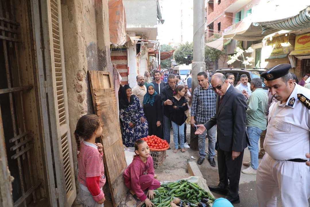 لضبط الأسعار والأشغالات وسرقة التيار محافظ المنيا يقود حملة تفتيشية مكبرة على الأسواق