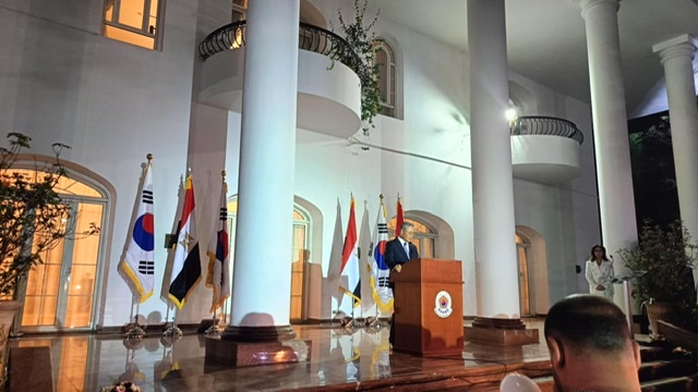 السفير الكوري يشيد بالتعاون الاقتصادي ويؤكد  هناك حركة سياحية كورية كبيرة نحو مصر