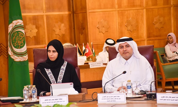 سفير قطر: الدكتورة الخاطر تبرز أهمية التعاون العربي في حقوق الإنسان