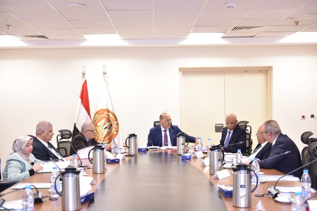 255 مليونًا و400 ألف جنيه أنفقها 