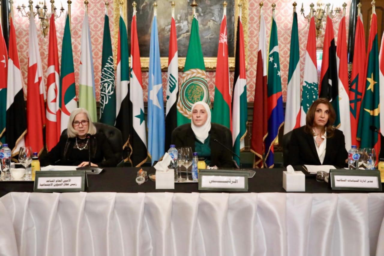 أبو غزالة: استمرار العدوان الإسرائيلي يهدد بحدوث أزمة نزوح ولجوء كارثية بالمنطقة
