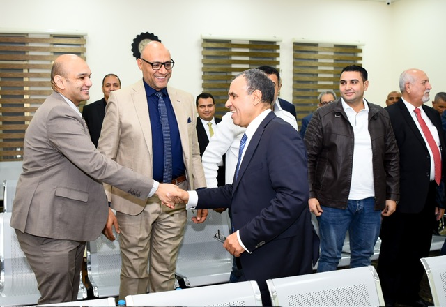 وزير الخارجية يعقد لقاءً مع الجالية المصرية في العقبة