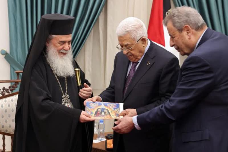 بطريرك اورشليم يزور رئيس دولة فلسطين لدعوته للمشاركة وحضور احتفالات عيد الميلاد المجيد