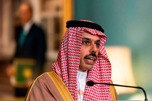 السعودية تدين حرق مستشفى في غزة وإجبار المرضى على الإخلاء