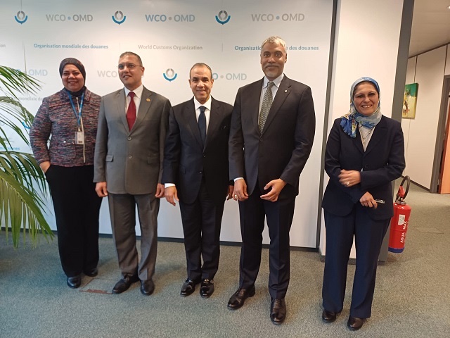 سفير مصر فى بروكسل يبحث تعزيز التعاون مع منظمة الجمارك العالمية