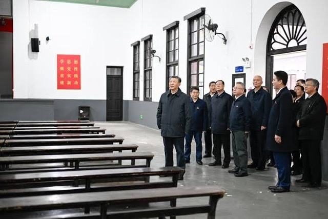 رئيس الصين يدعو مقاطعة هونان للاستمرار في الإصلاح والابتكار