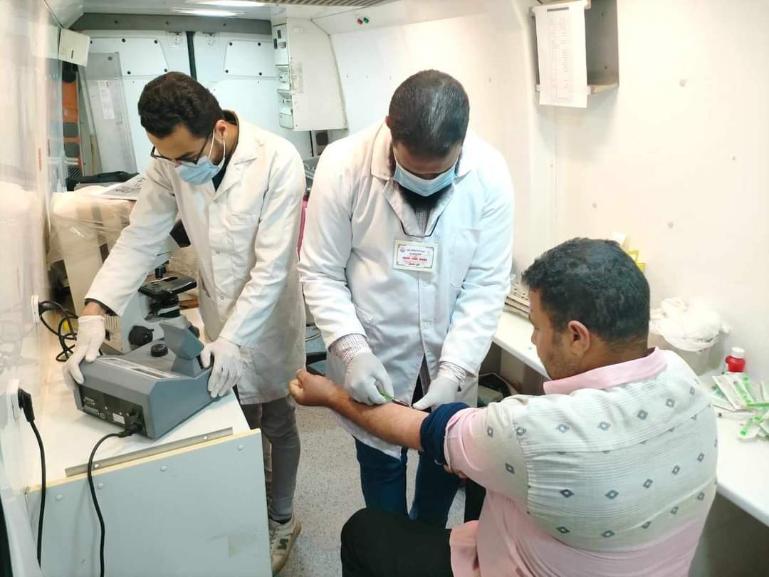 صحة المنيا توقع الكشف بالمجان علي 1554 حالات خلال قافلة طبية بقرية بلنصورة بمركز أبوقرقاص