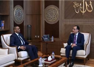 رئيس الوزراء يستقبل سفير الصومال الفيدرالية بالقاهرة بمناسبة انتهاء مهام عمله