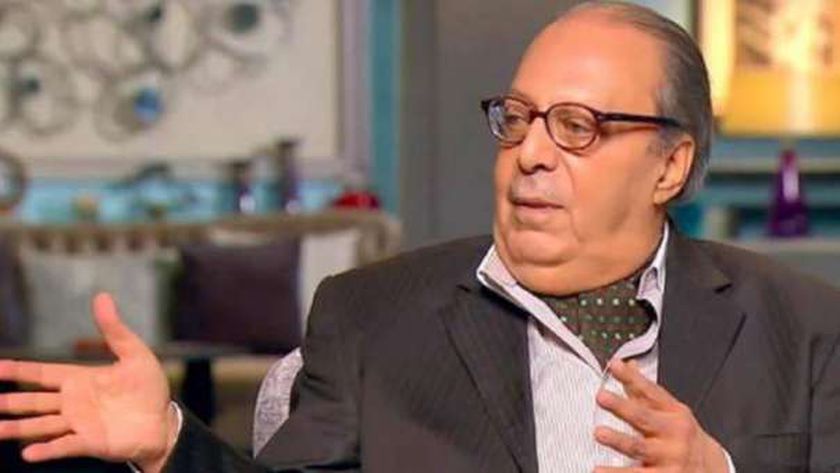 تكريم الفنان أسامة عباس في مهرجان المسرح المصري


