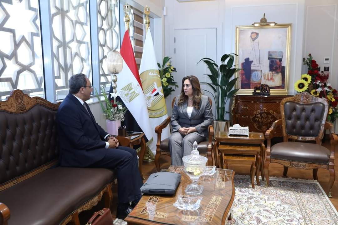 بعد أسبوعين من حركة المحافظين .. مشكلات البناء والمياه والسماد على حالها فى قنا