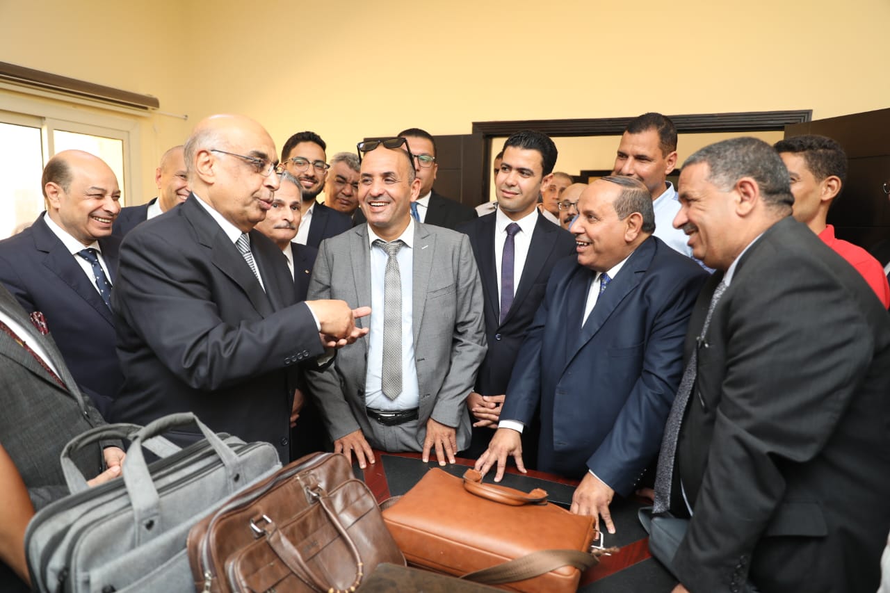 وزير العدل يتفقد مجمع محاكم مطروح

