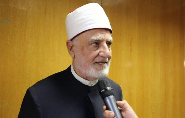 مفتي الجمهورية يزور الدكتور نصر فريد واصل للاطمئنان على صحته.