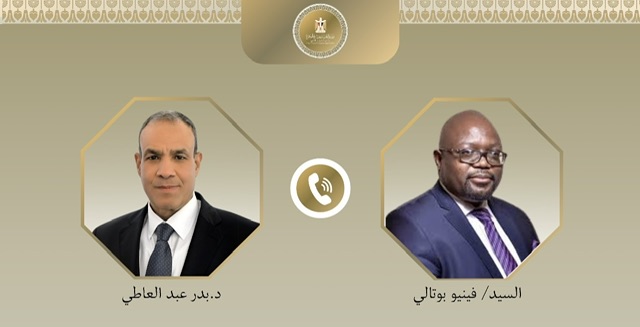 وزير الخارجية  ونظيره البوتسواني يبحثان تعزيز العلاقات الاقتصادية و القضايا الإقليمية
