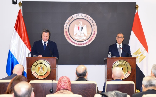 وزير الخارجية يشيد بمستوى العلاقات بين مصر ولكسمبورج