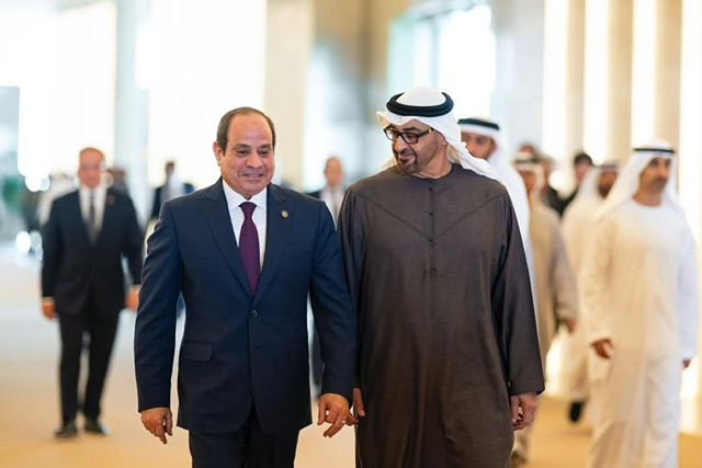 الرئيس السيسي يعود إلى أرض الوطن بعد زيارة رسمية للإمارات