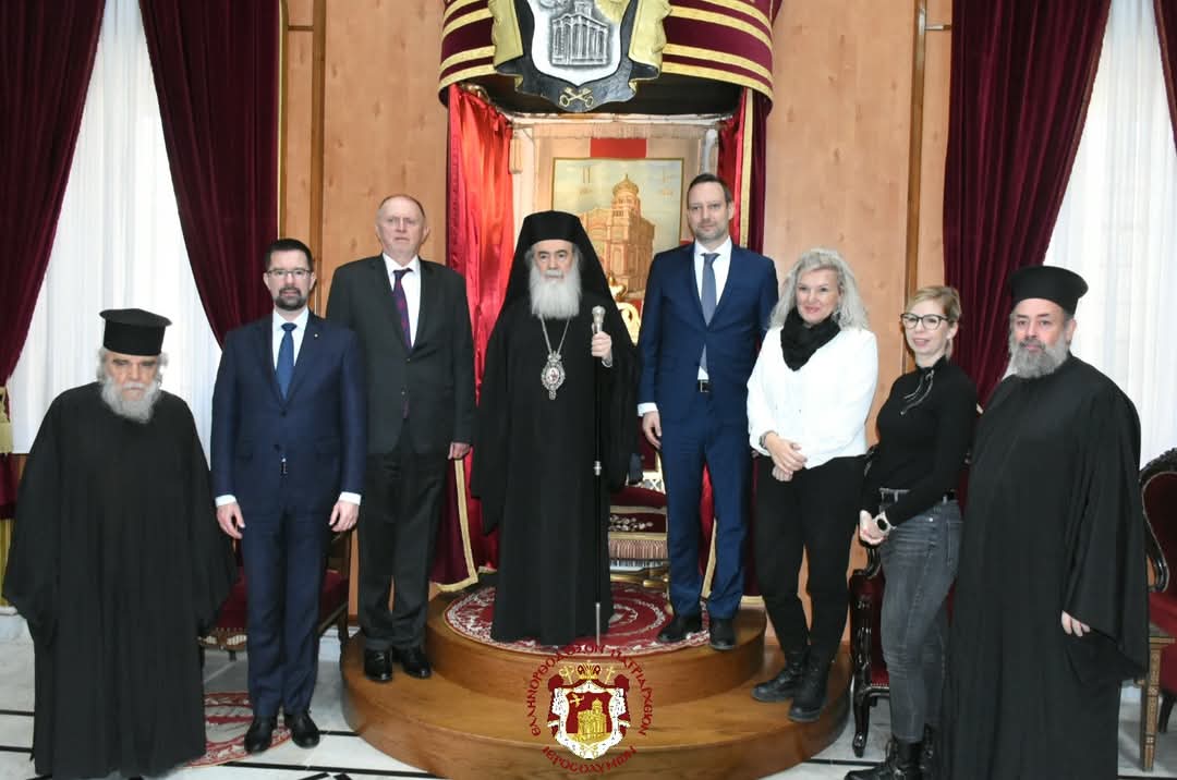 وفد من هنغاريا يزور البطريركية الاورشيلمية لدعم المسيحيين في فلسطين
