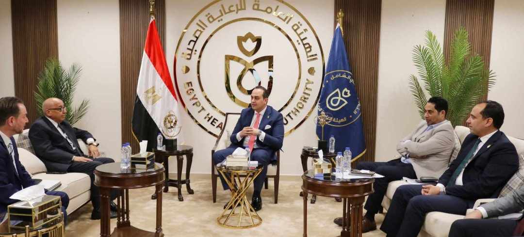 رئيس «الرعاية الصحية» يلتقي رئيس شعبة الأدوية باتحاد الغرف التجارية لتعزيز التعاون وتبادل الخبرات والاستثمار الصحي

