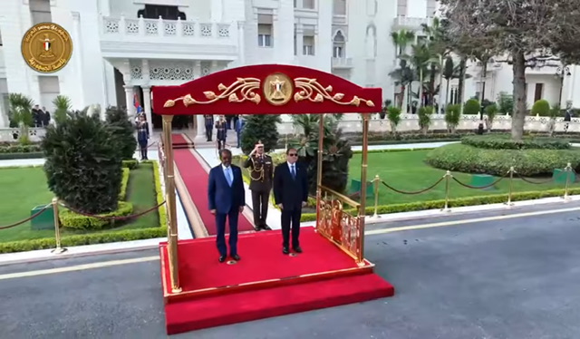 ترفيع العلاقات بين البلدين.. تفاصيل لقاء الرئيس السيسي نظيره الصومالي 