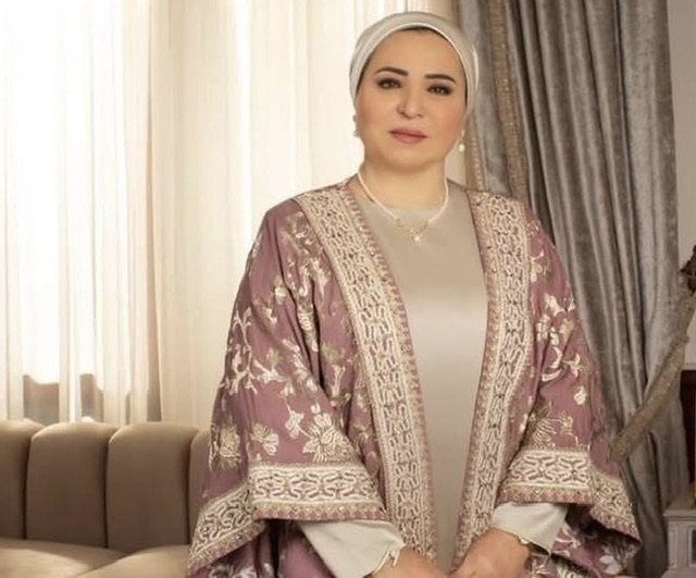 السيدة انتصار السيسي تعرب عن سعادتها باستقبال  قرينة رئيس كينيا