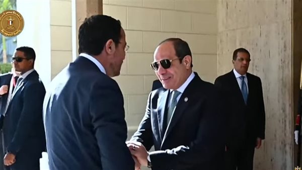 السيسي وميتسوتاكيس يبحثان تعزيز الشراكة المصرية اليونانية وتطورات الأوضاع الإقليمية






