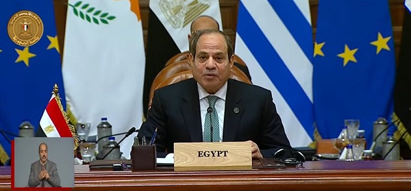 السيسي يفتتح أعمال القمة العاشرة لآلية التعاون الثلاثي بين مصر وقبرص واليونان

