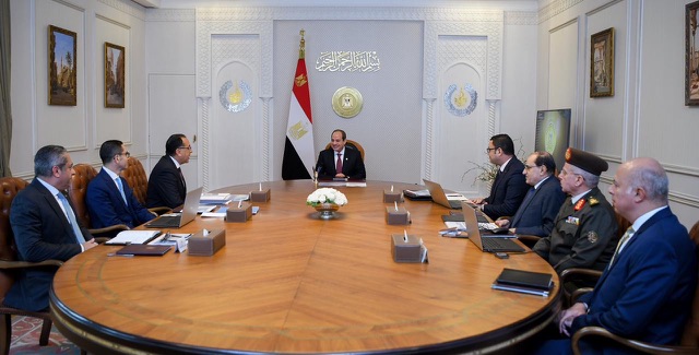 السيسي يستعرض تقدم مشروعات العاصمة الإدارية الجديدة ويؤكد أهمية جذب الاستثمارات العالمية