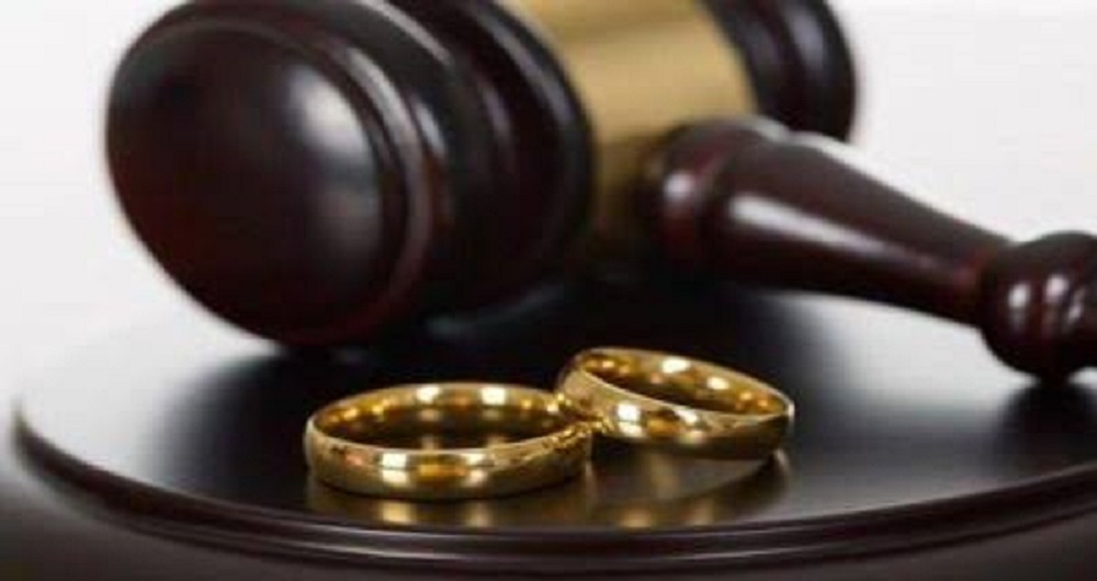 بين جدار الرفض الديني وصمت الدولة وآلاف القصص التي لم تكتمل | الزواج المدني الممنوع في مصر 