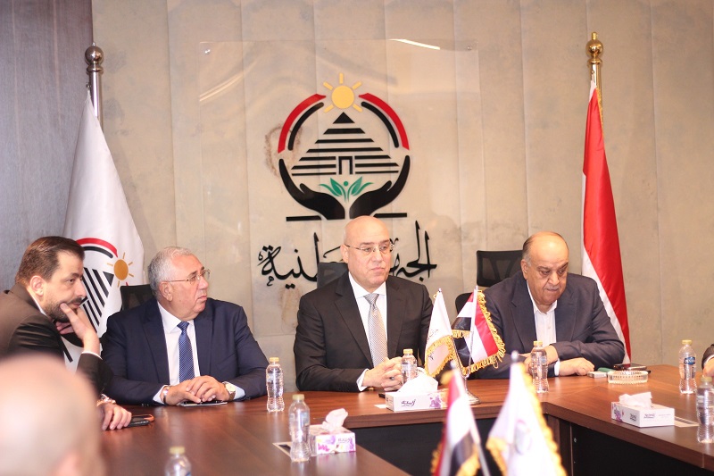 الجزار خلال لقاء الهيئة البرلمانية للجبهة في الشيوخ: نعمل كفريق ونستخدم كافة الأدوات الرقابية