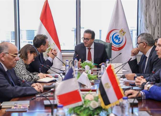 وزير الصحة يستقبل سفير فرنسا بمصر للاتفاق على تنفيذ خطة لتقديم المساعدات الإنسانية لقطاع غزة

