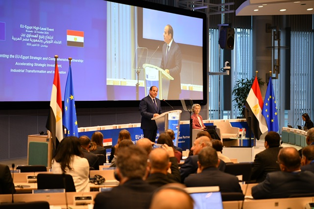 الرئيس السيسي من بروكسل: مصر شريك استراتيجي موثوق لأوروبا وبوابة للاستثمار في إفريقيا والعالم العربي