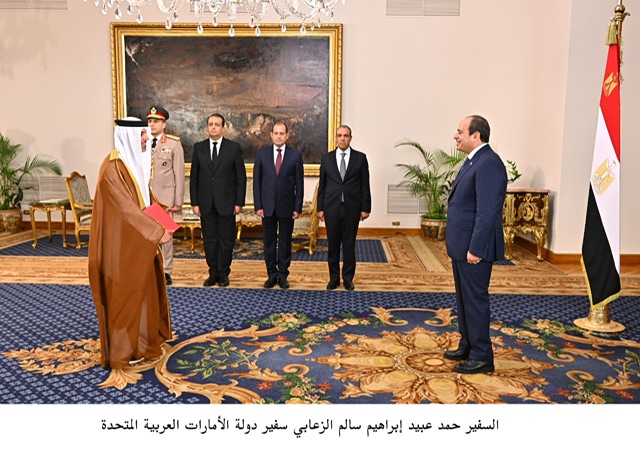 بينهم الإمارات و الهند وإسبانيا .. الرئيس السيسي يتسلم أوراق اعتماد 23 سفيرّا لدى مصر