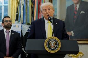  ترامب يهدد حكومة نيجيريا بالتدخل لحماية المسيحيين ويطالب وزارة الحرب بالاستعداد