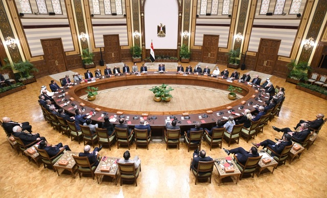 السيسي يلتقي قيادات 52 شركة عالمية في قمة التعهيد بالقاهرة ويؤكد: مصر وجهة جاذبة للاستثمار في تكنولوجيا المعلومات