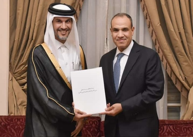 السفير جاسم آل ثاني يقدّم أوراق اعتماده سفيراً لدولة قطر لدى مصر